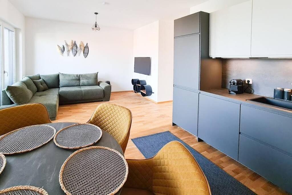 Lake View Suite 몰비슈암시 외부 사진